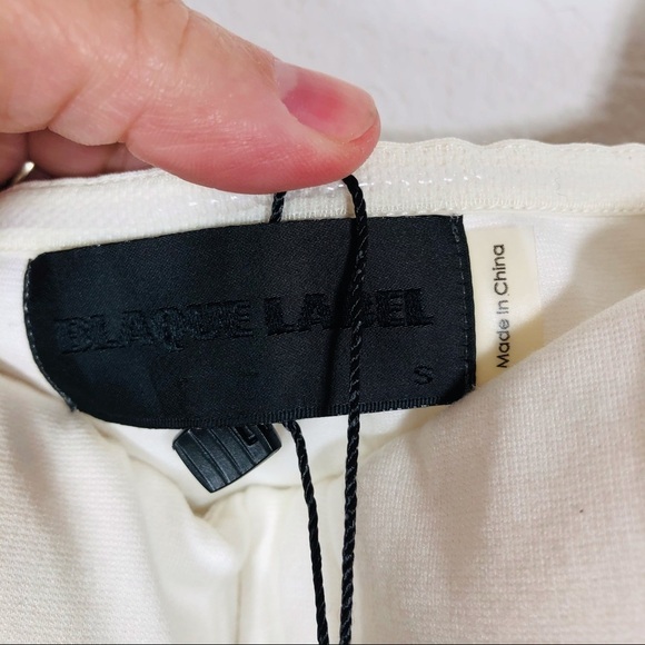 🔥MOVING SALE🔥 Blaque Label ivory Sweatheart bustier accordion maxi dress small - Picture 5 of 11